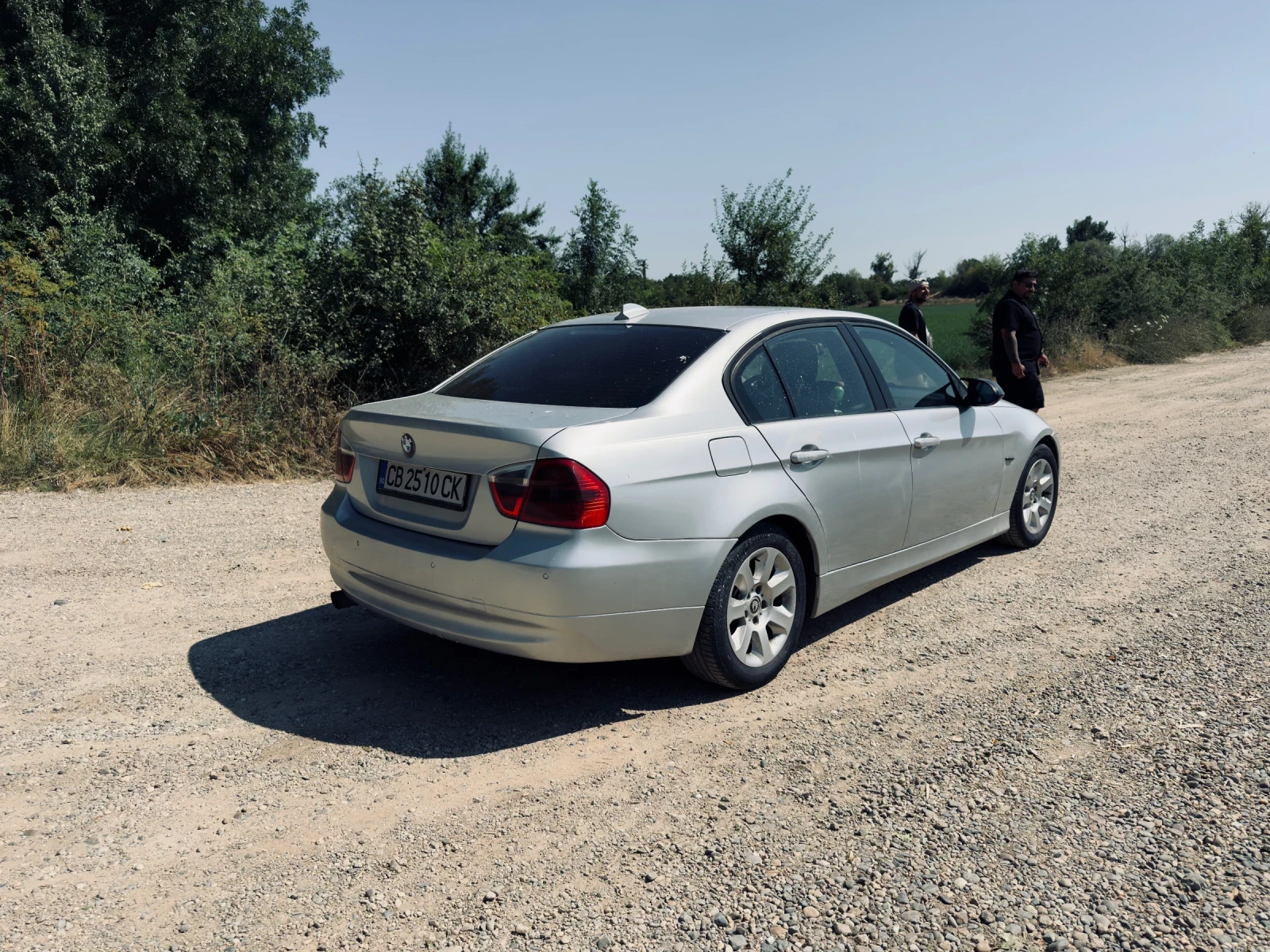 BMW 320, снимка 11 - Автомобили и джипове - 55343027