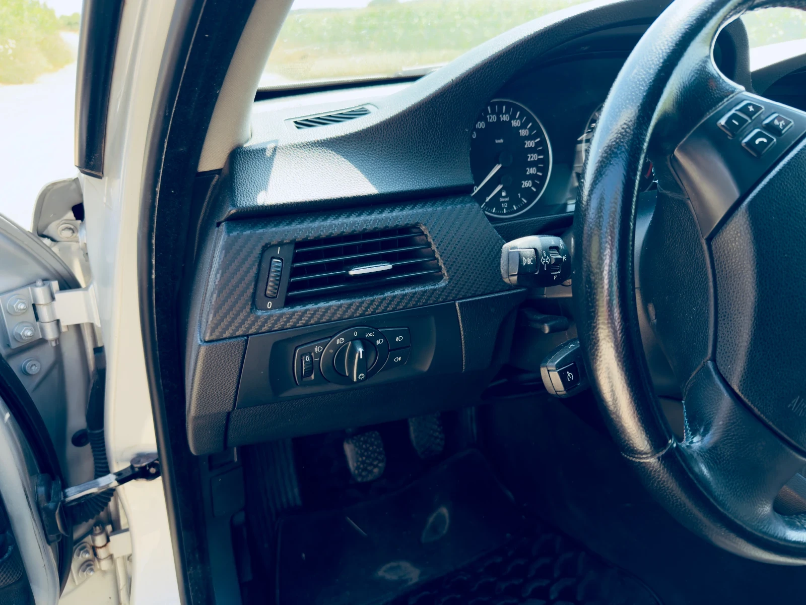BMW 320, снимка 12 - Автомобили и джипове - 55343027