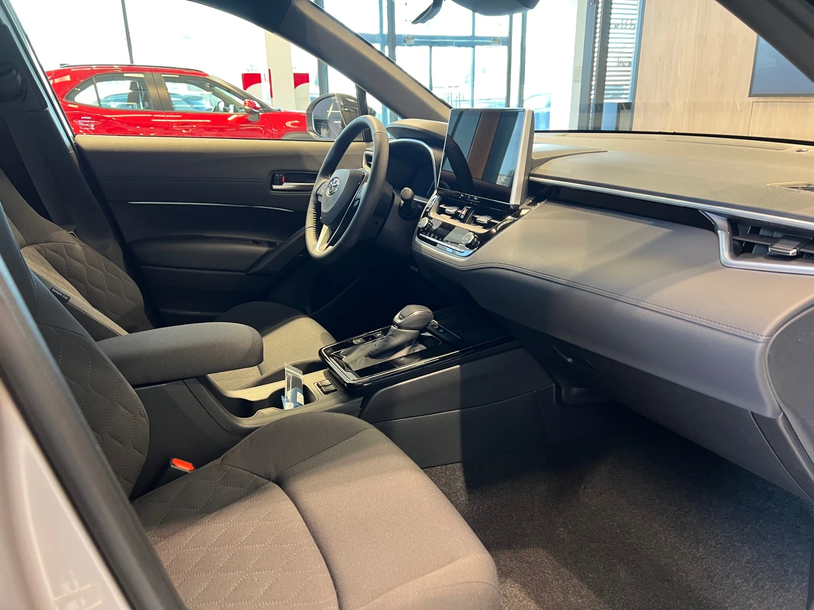 Toyota Corolla Cross 2.0 Executive Plus HEV AWD | Mobile.bg � ����������� 10
