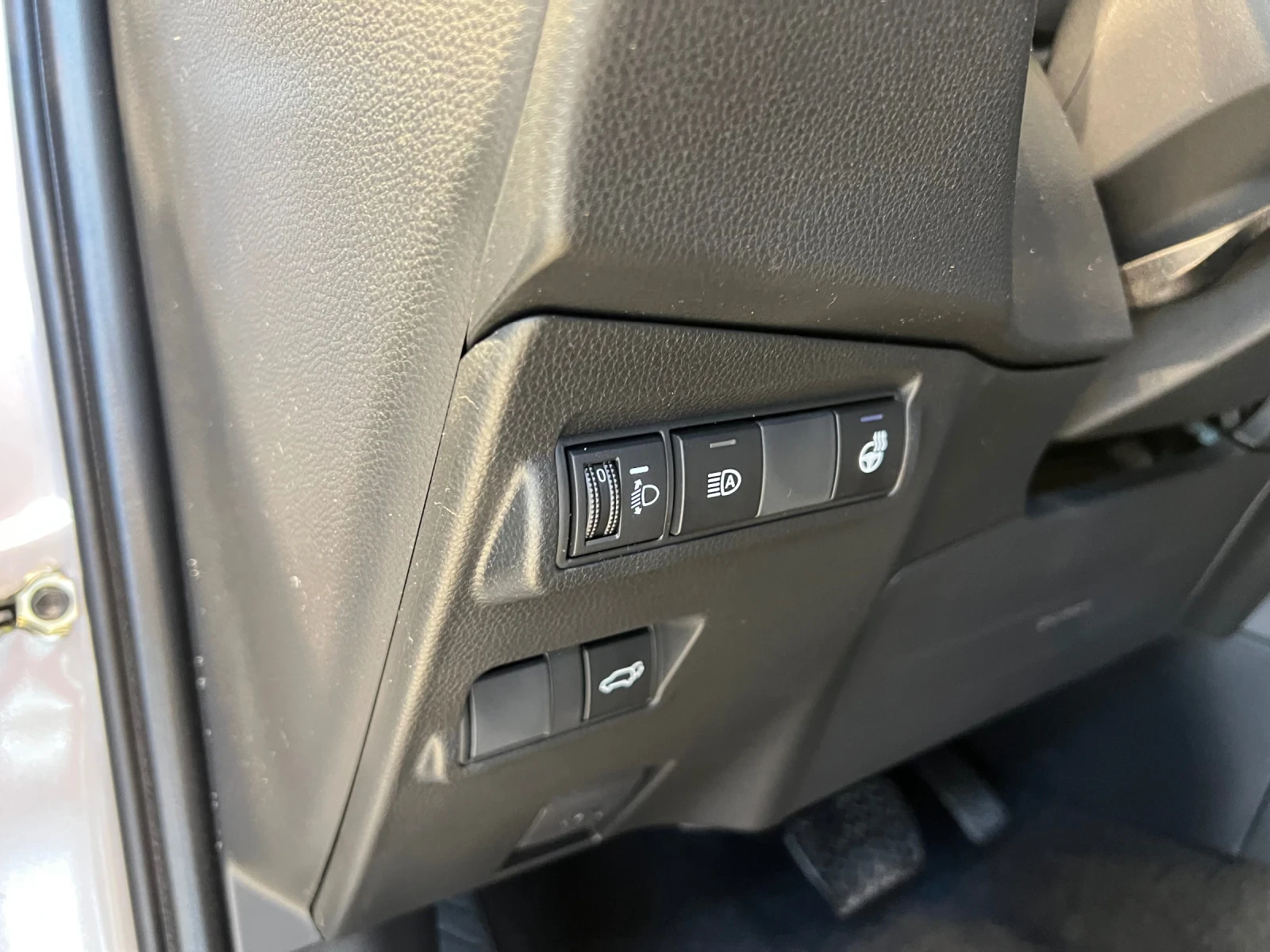 Toyota Corolla Cross 2.0 Executive Plus HEV AWD | Mobile.bg � ����������� 17