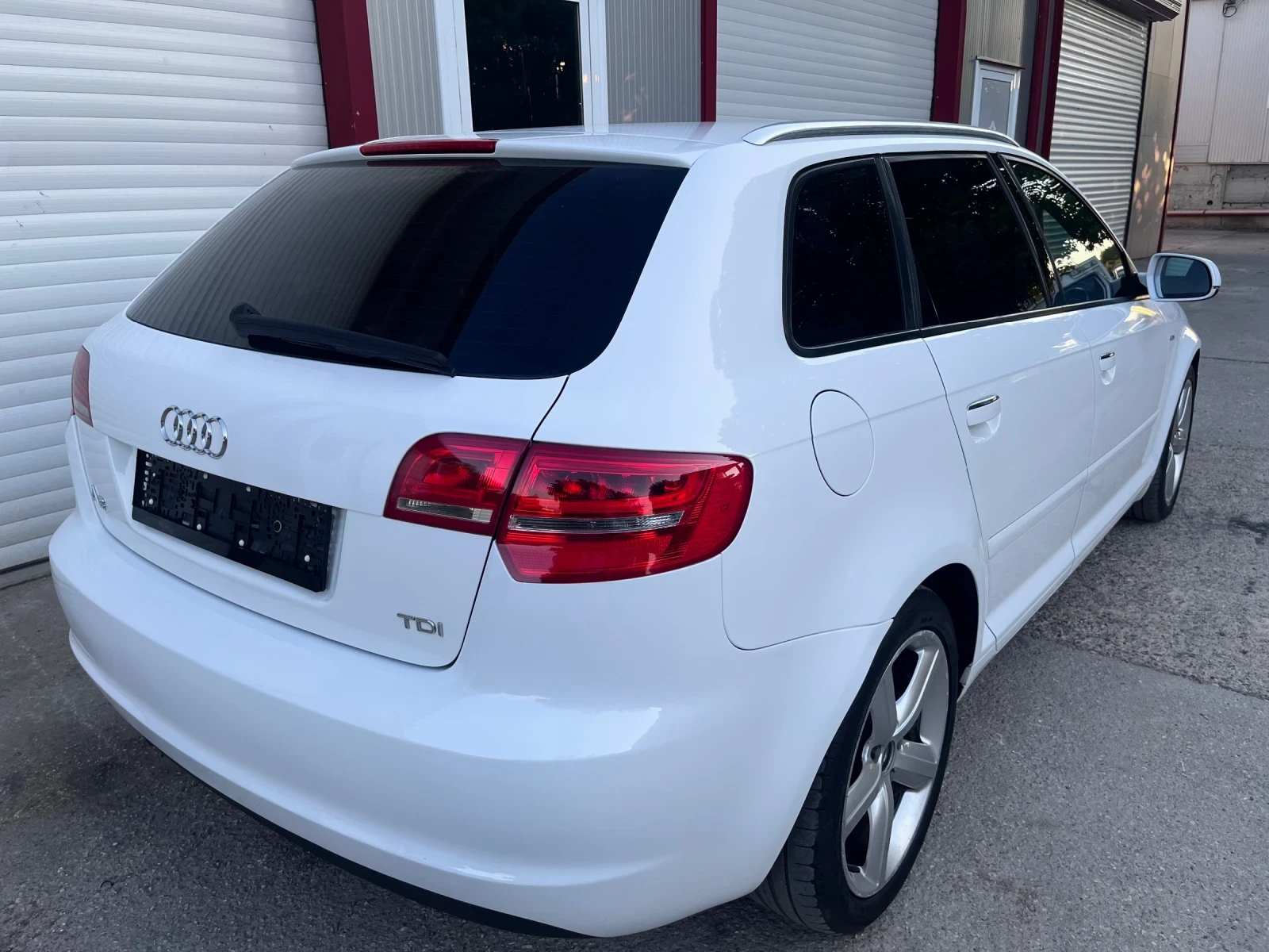 Audi A3, снимка 5 - Автомобили и джипове - 55380844