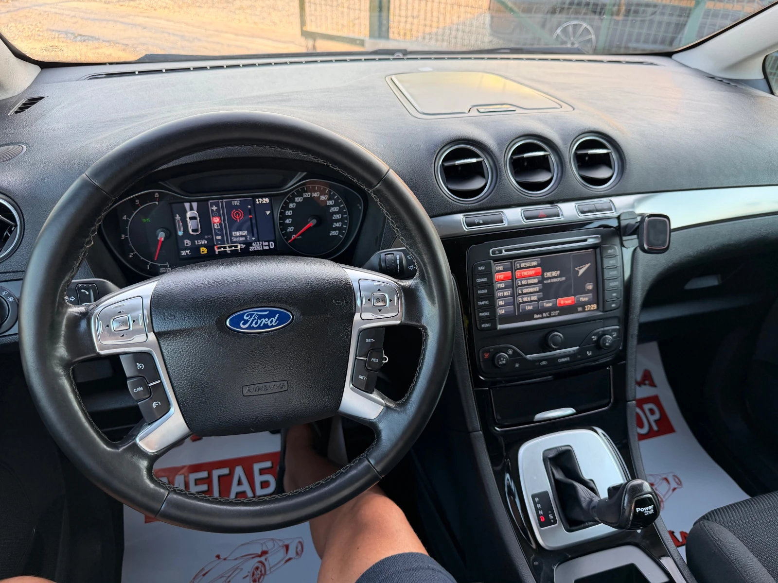 Ford Galaxy 2.0TDCi/140p.s-Avtomatic/Navi/Xenon-Facelift-FULL!, снимка 17 - Автомобили и джипове - 55683472
