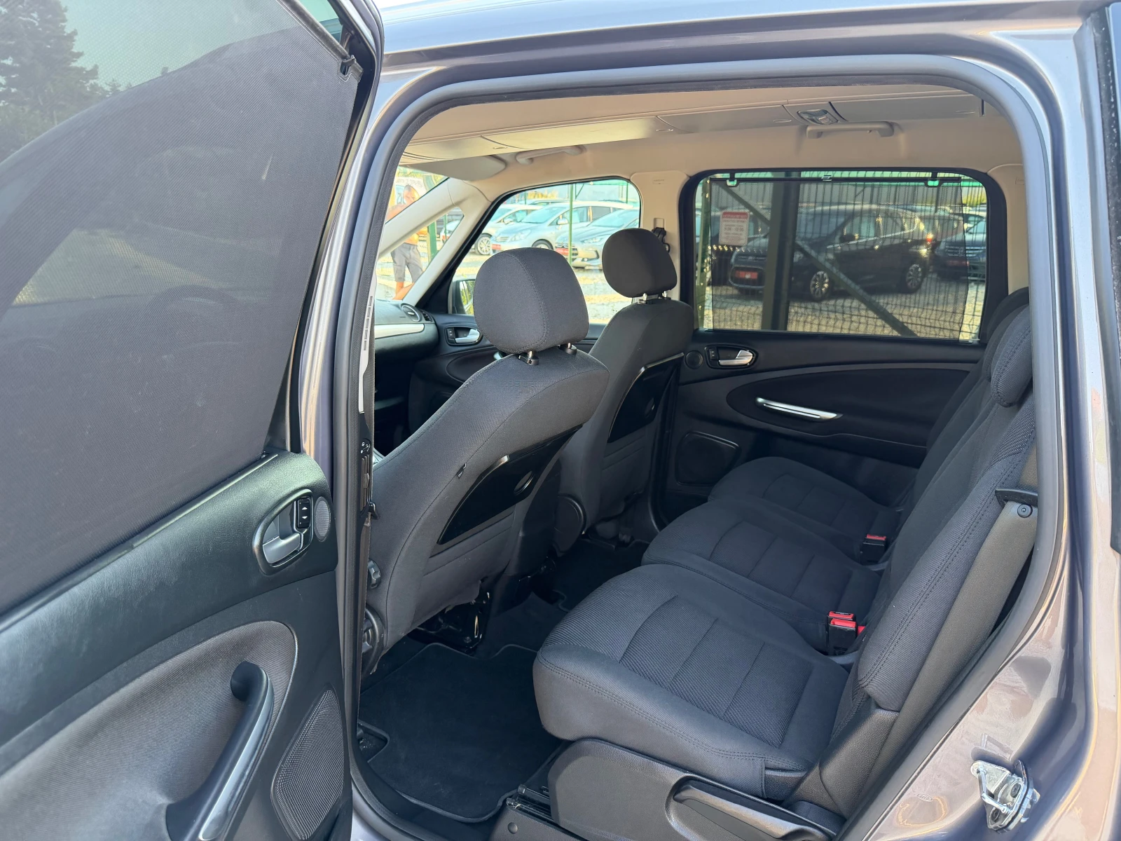 Ford Galaxy 2.0TDCi/140p.s-Avtomatic/Navi/Xenon-Facelift-FULL!, снимка 10 - Автомобили и джипове - 55683472