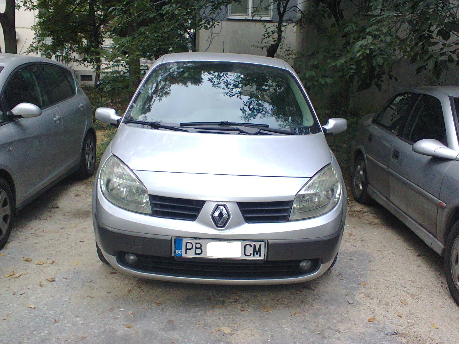 Renault Scenic //* * КЛИМА* * //86-коня малкия данък, снимка 8 - Автомобили и джипове - 56267360