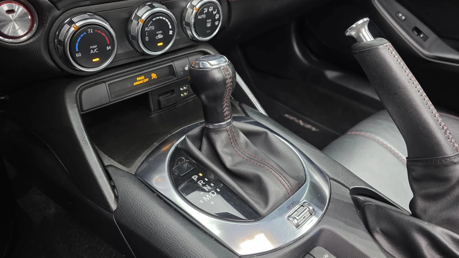 Mazda Mx-5, снимка 9 - Автомобили и джипове - 56686217