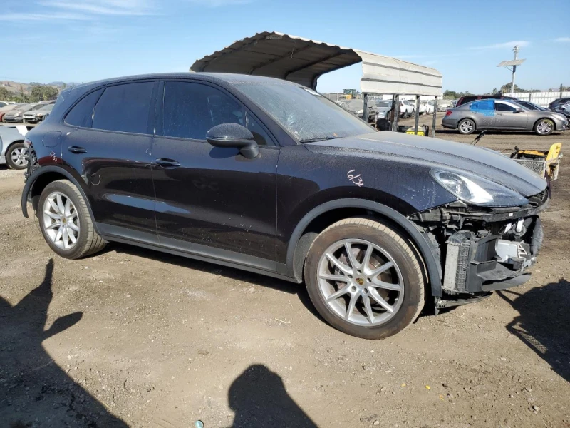 Porsche Cayenne, снимка 4 - Автомобили и джипове - 47363403