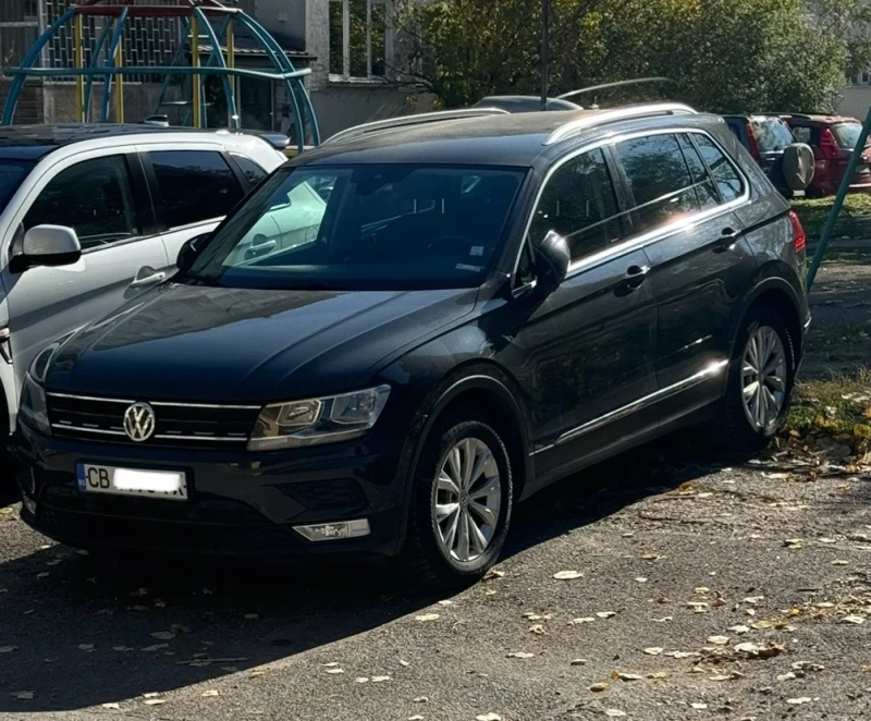 VW Tiguan 2.0TDI 150к.с DSG РЕАЛНИ КМ !!!, снимка 2 - Автомобили и джипове - 49560663