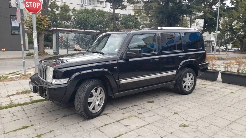 Jeep Commander 3.0 Overland, снимка 1 - Автомобили и джипове - 49594042