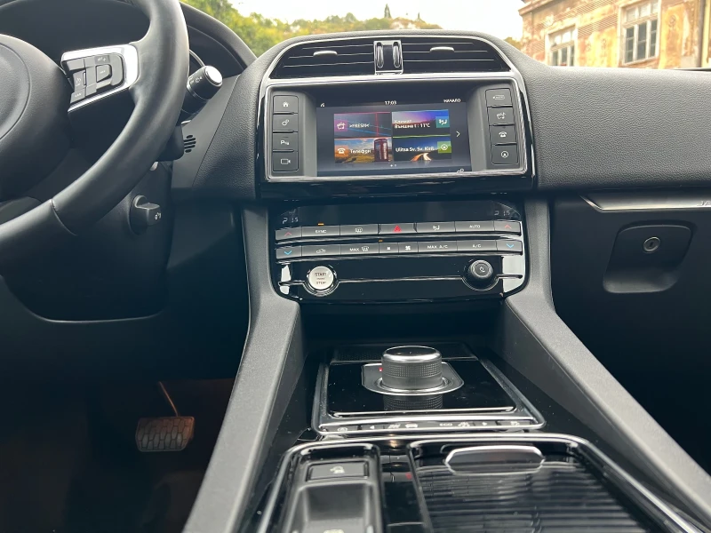 Jaguar F-PACE 130000km/4x4/2.0D/180kc, снимка 14 - Автомобили и джипове - 51941640