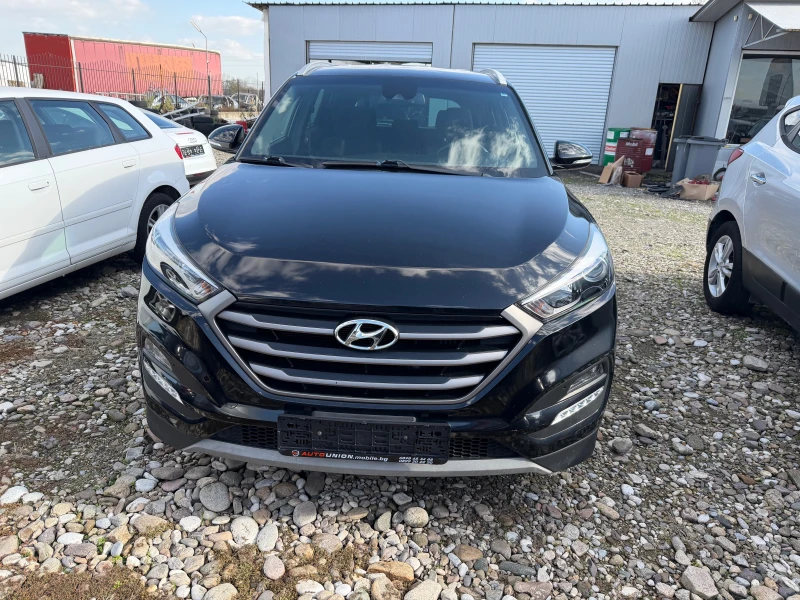 Hyundai Tucson 1.7 CRDI X POSIBLE, снимка 3 - Автомобили и джипове - 52500333