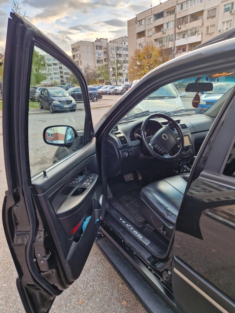 SsangYong Rexton, снимка 8 - Автомобили и джипове - 52776302
