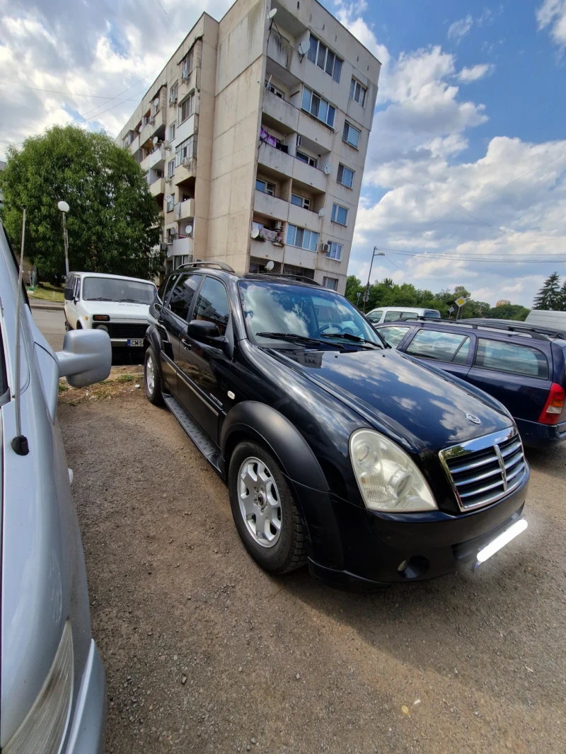SsangYong Rexton, снимка 3 - Автомобили и джипове - 52776302