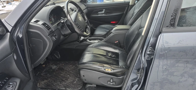 SsangYong Rexton, снимка 11 - Автомобили и джипове - 52991084