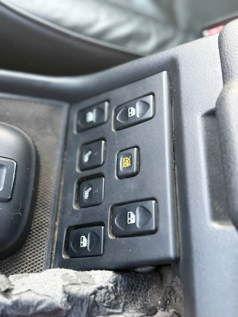 Land Rover Discovery TD5, снимка 8 - Автомобили и джипове - 53142742