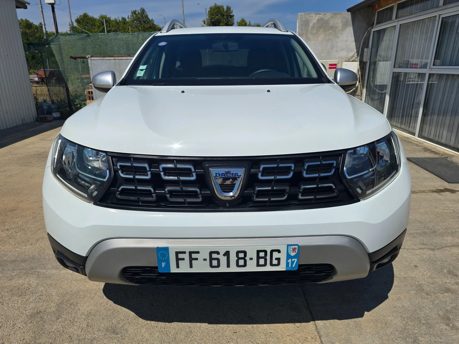 Dacia Duster 1.3* 131к.с.* 360  камери * 32000км. - изображение 5