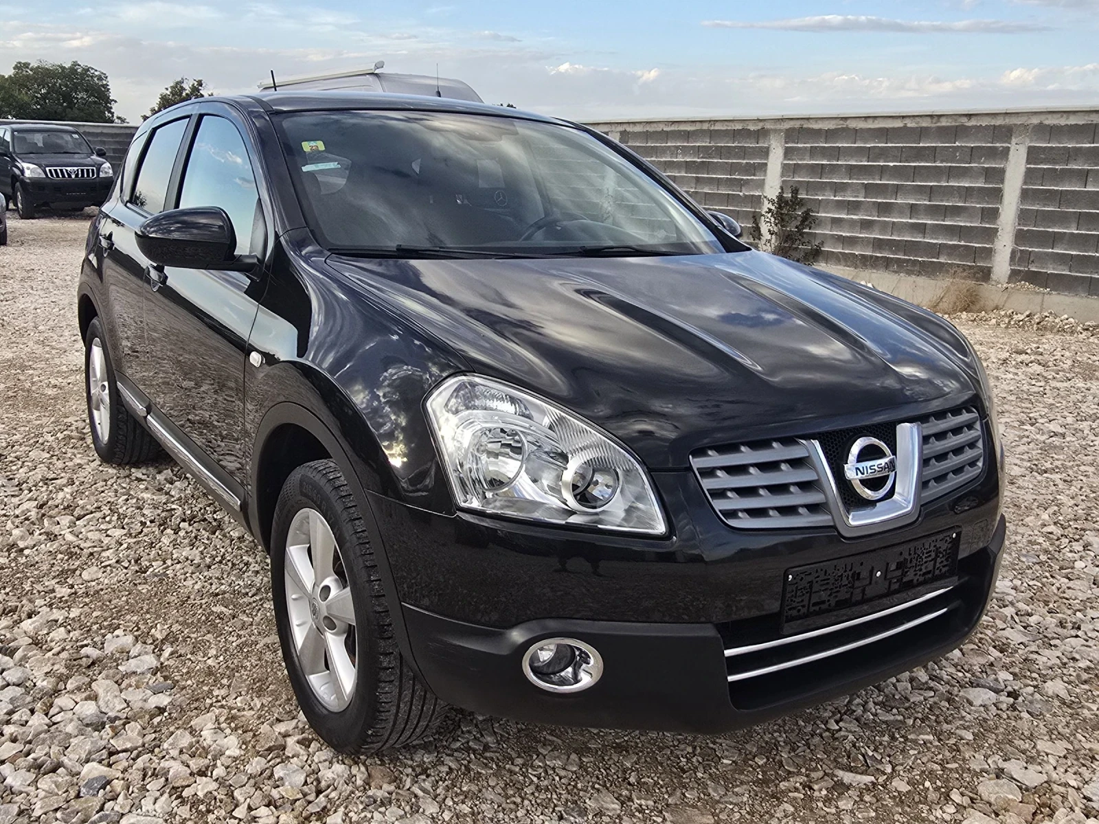 Nissan Qashqai 1.6i/ИТАЛИЯ - изображение 3