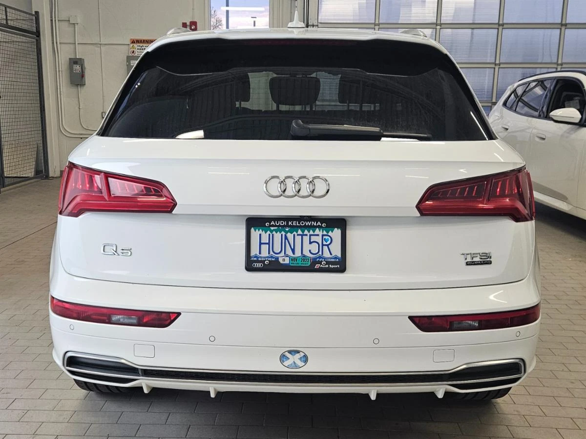 Audi Q5 Technik* ЦЕНА ДО БЪЛГАРИЯ * (CARFAX)* АВТО КРЕДИТ* - изображение 5