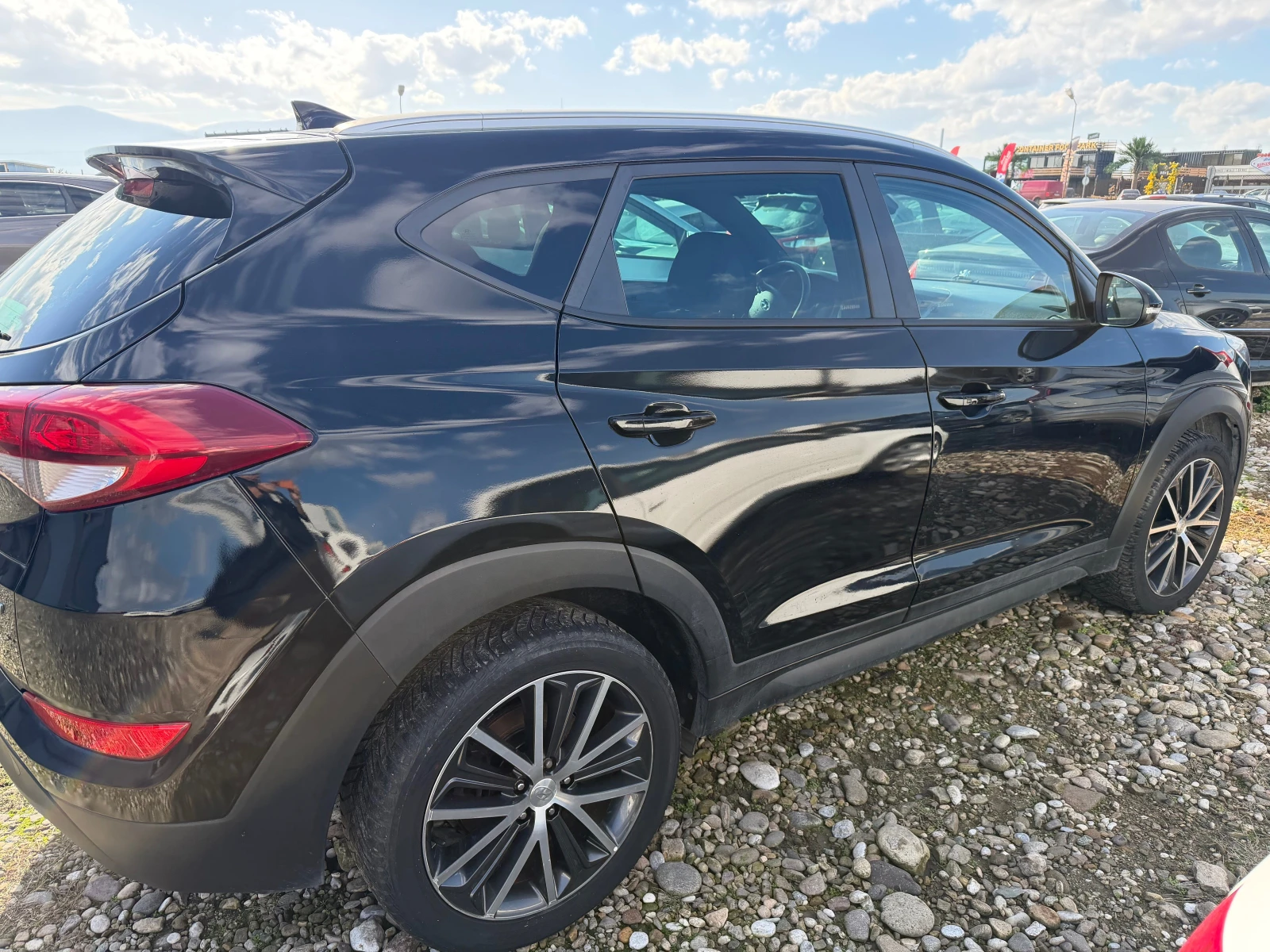 Hyundai Tucson 1.7 CRDI X POSIBLE | Mobile.bg   5