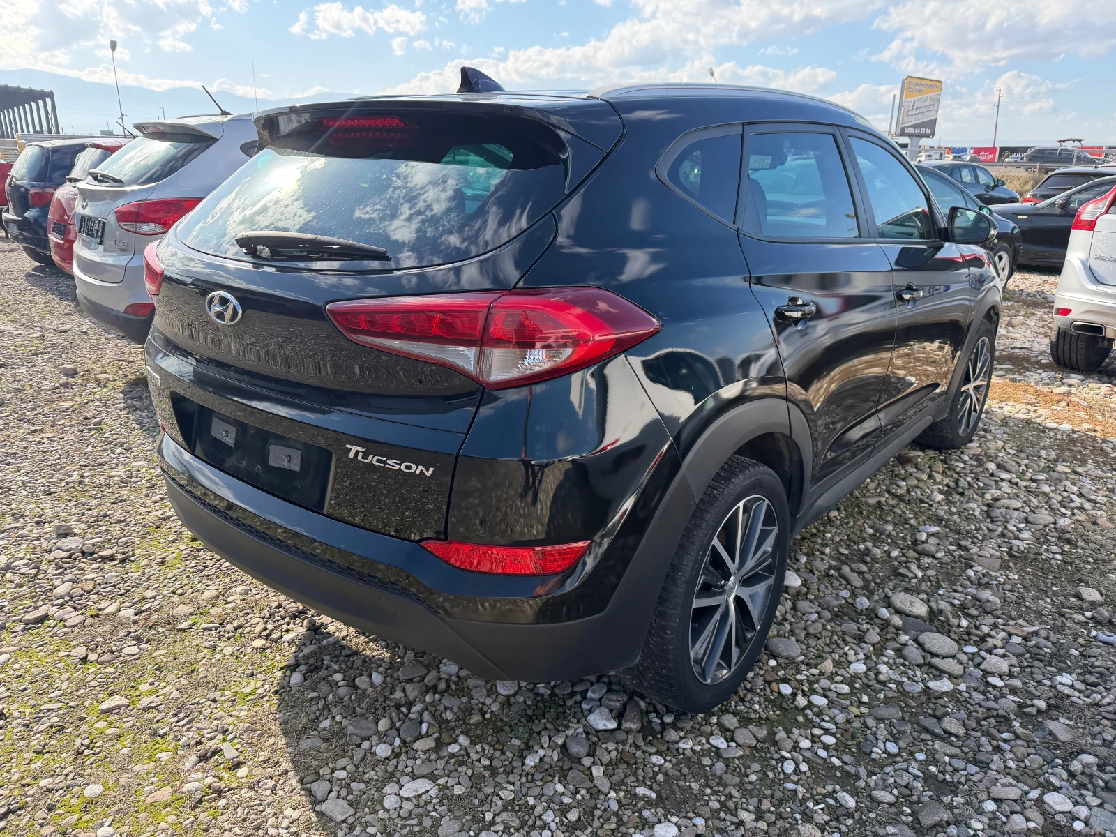 Hyundai Tucson 1.7 CRDI X POSIBLE | Mobile.bg   6