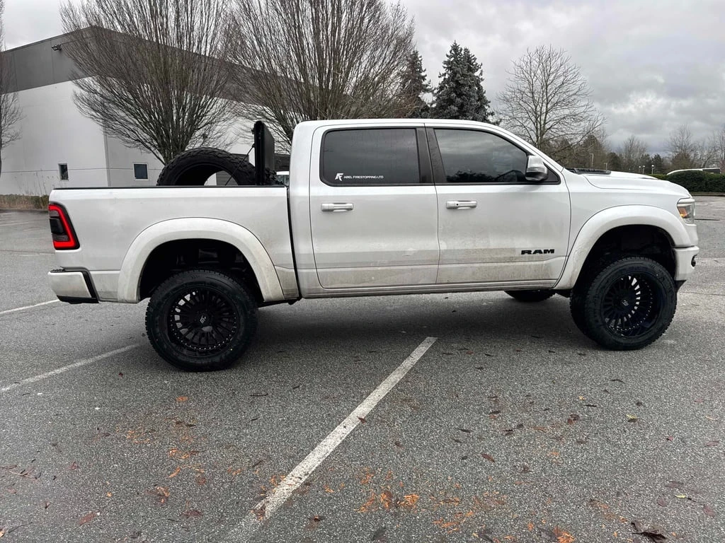 Dodge RAM 1500 * Sport * CARFAX * БЕЗ ПЪРВОНАЧАЛНА ВНОСКА - изображение 3