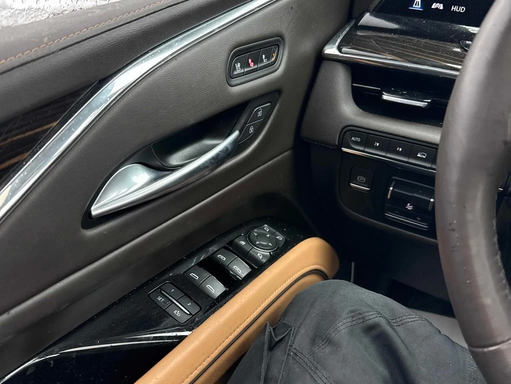 Cadillac Escalade * 4WD 4dr Sport * CARFAX * ��� ������������ ������ | Mobile.bg � ����������� 16