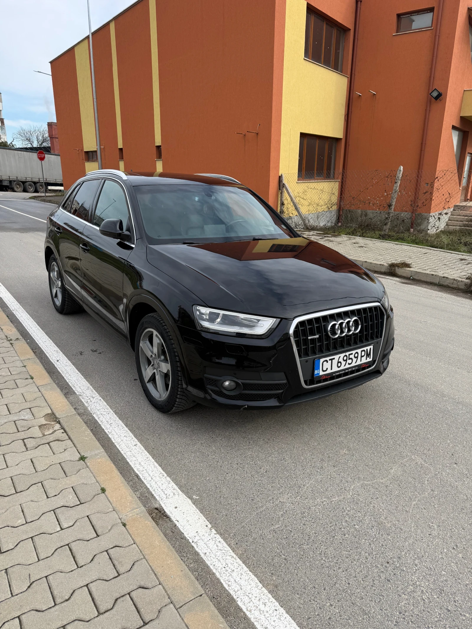 Audi Q3 2.0T - изображение 2