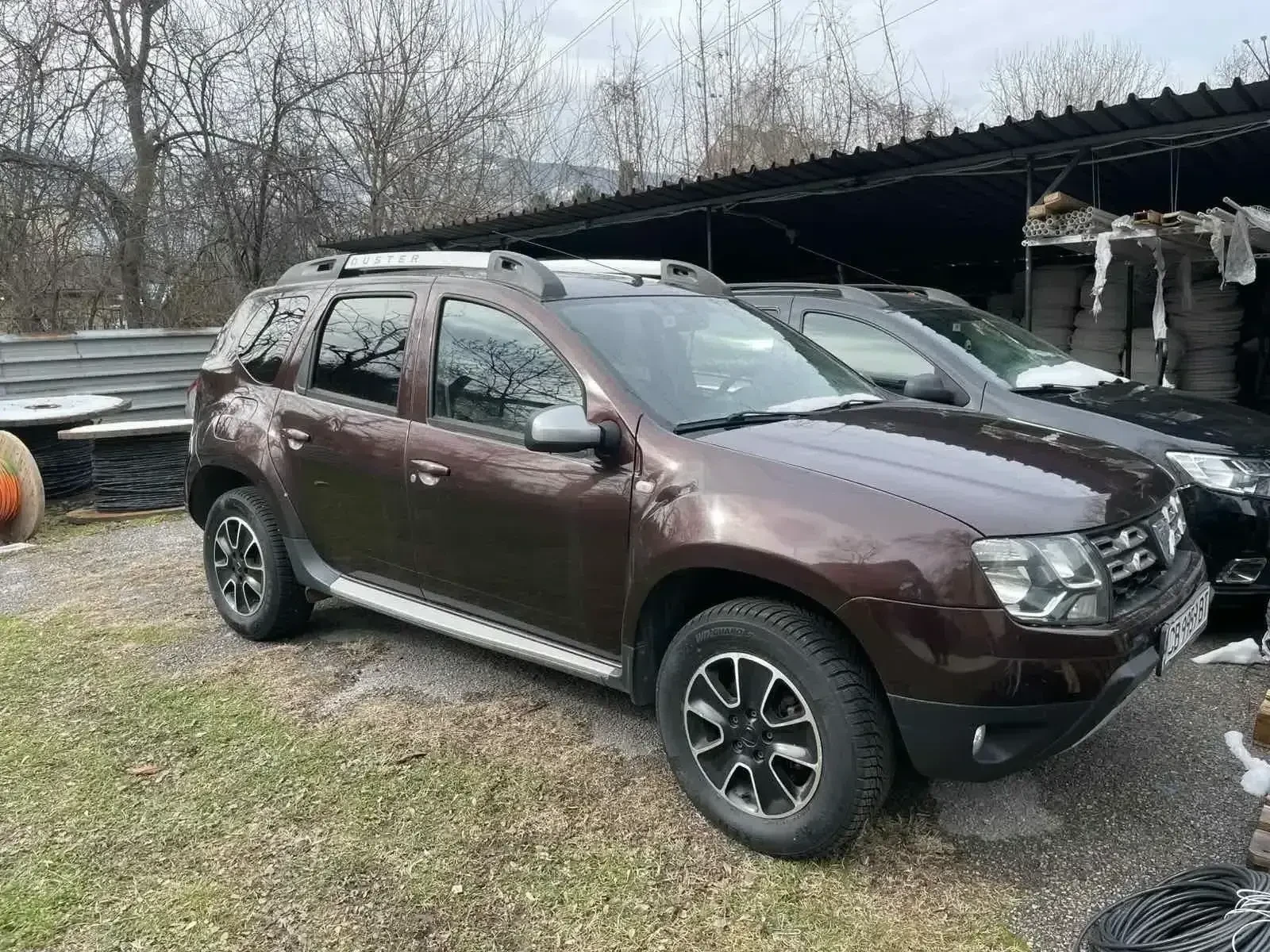 Dacia Duster, снимка 2 - Автомобили и джипове - 53799171