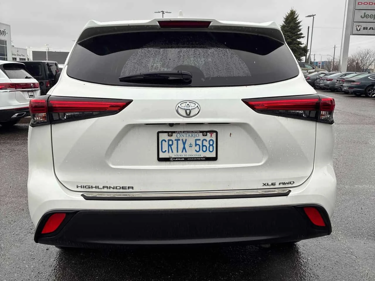 Toyota Highlander XLE * ГЛАВНО ПРЕДСТАВИТЕЛСТВО НА JEEP* , снимка 5 - Автомобили и джипове - 54609715