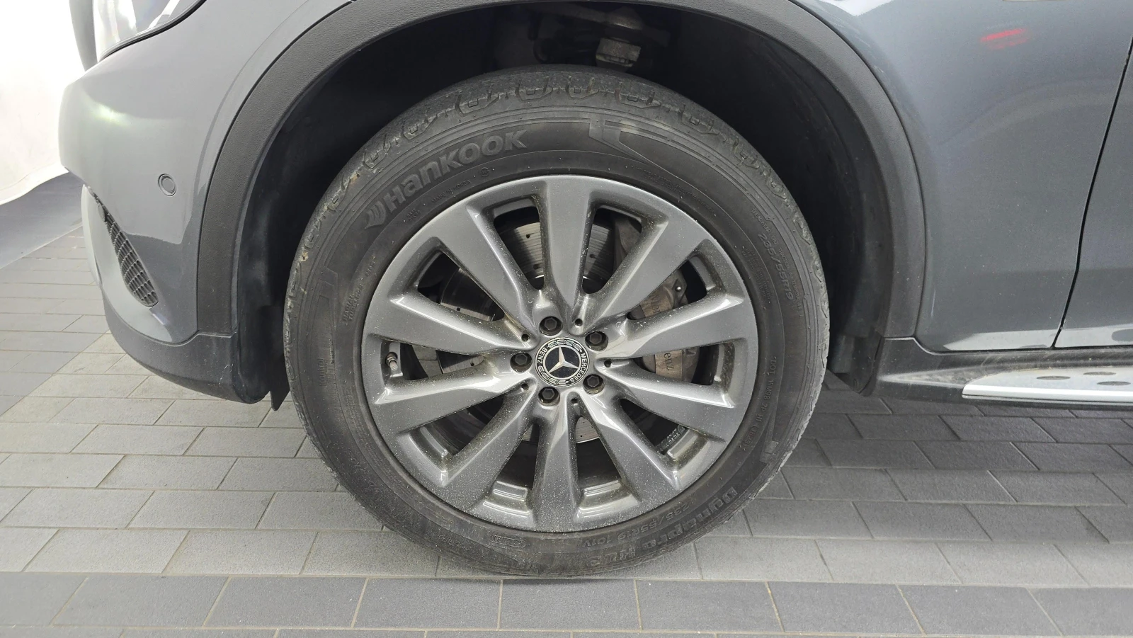 Mercedes-Benz GLC 350 HYBRID* 4MATIC* PREMIUM* 360 КАМЕРА* , снимка 10 - Автомобили и джипове - 54701071