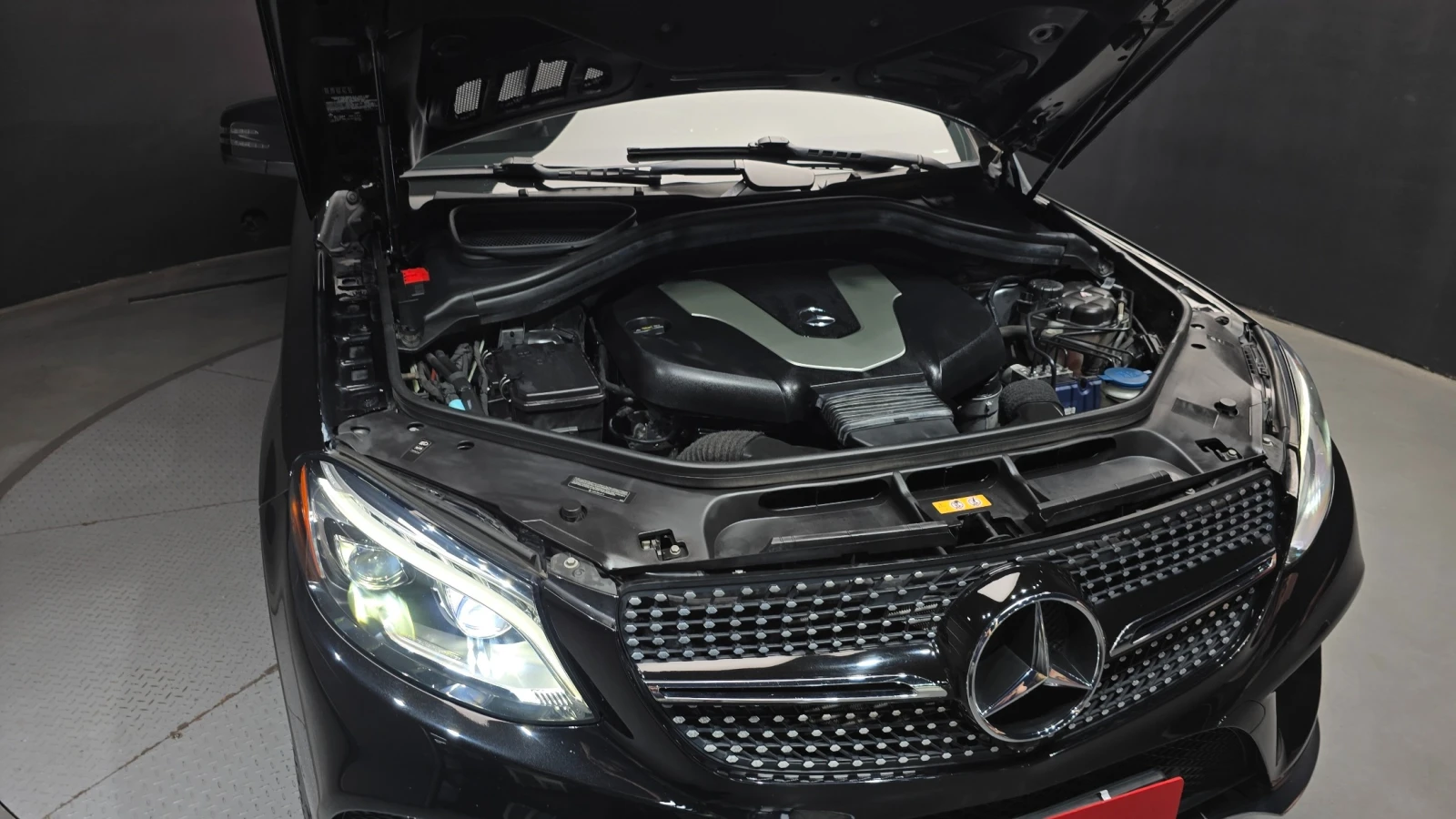Mercedes-Benz GLE 350 4MATIC Coupe, снимка 3 - Автомобили и джипове - 54913902
