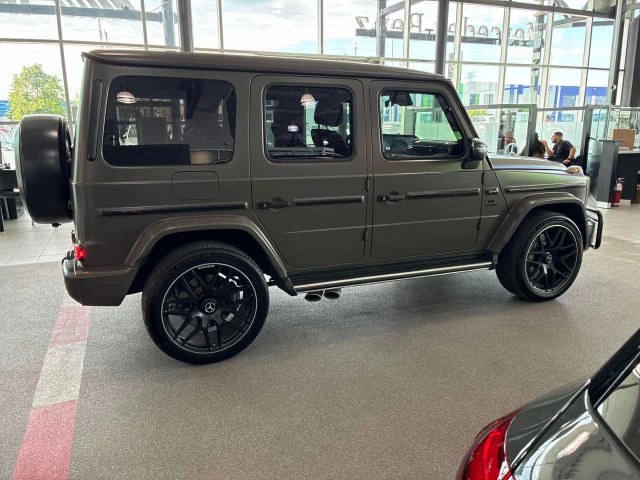 Mercedes-Benz G 63 AMG CARBON PKG| BURMESTER| HUD| 360| , снимка 4 - Автомобили и джипове - 55045172
