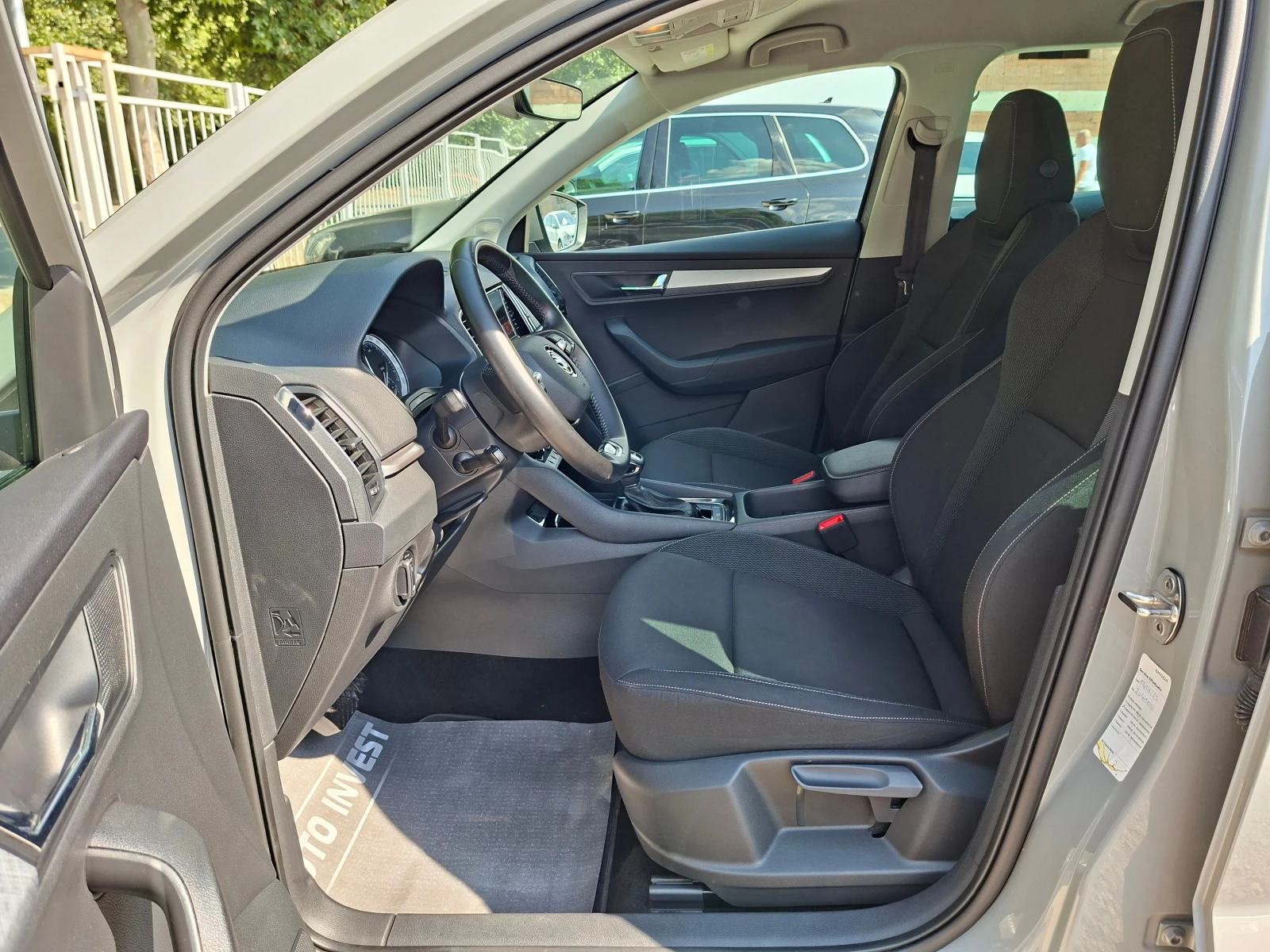Skoda Karoq NARDO/LED/NAVI/KAMERA/CARPLAY, снимка 9 - Автомобили и джипове - 55146799
