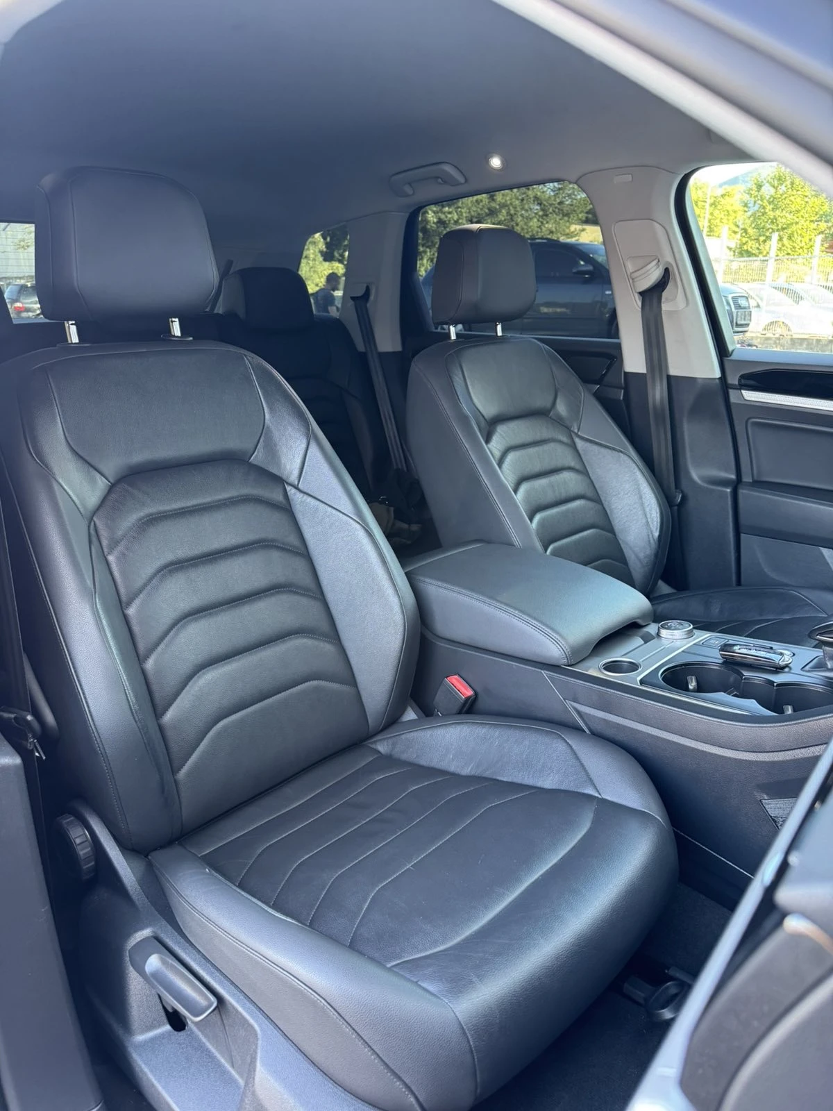 VW Touareg Лизинг, снимка 9 - Автомобили и джипове - 55696001