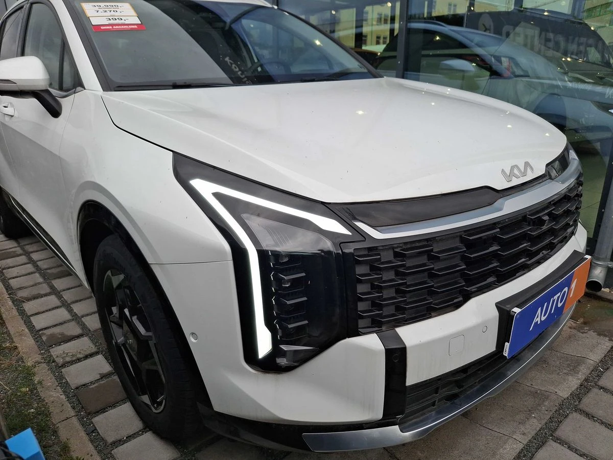 Kia Sportage 1.6 CRDi Mild-Hybrid Spirit, снимка 3 - Автомобили и джипове - 55708418