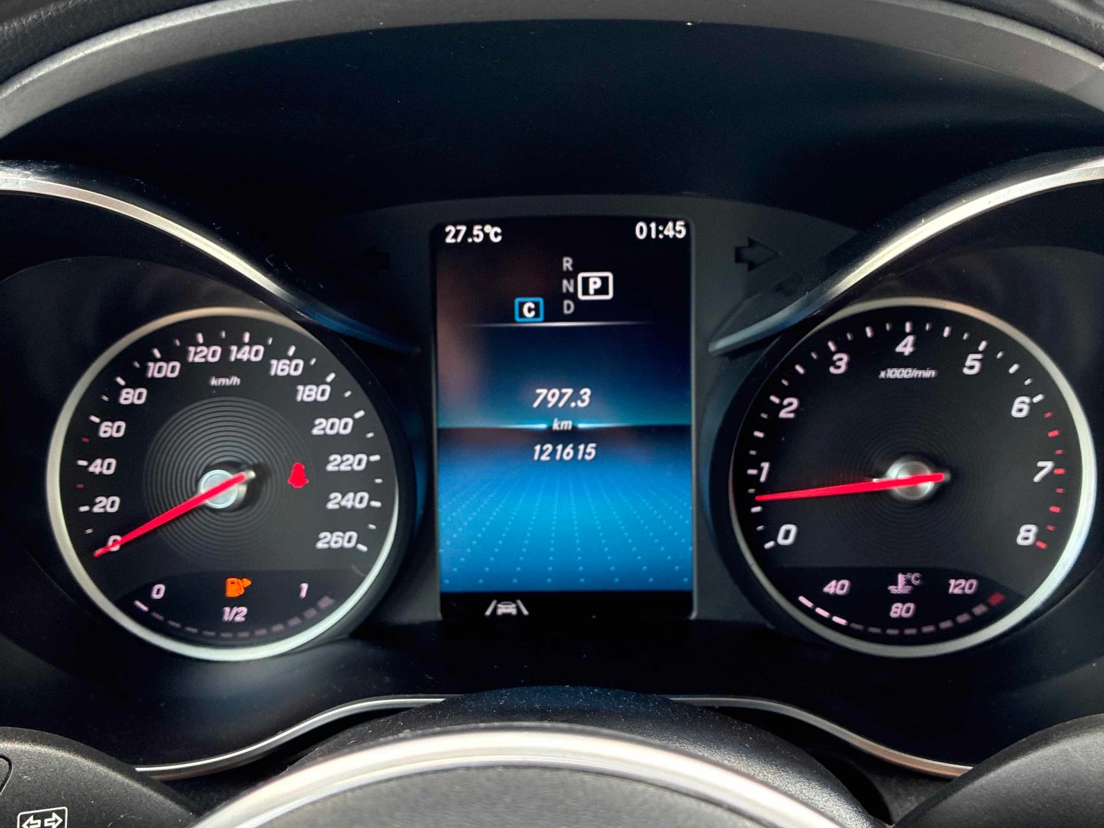 Mercedes-Benz GLC 300 * АВТОКРЕДИТ * ГЛАВНО ПРЕДСТАВИТЕЛСТВО * , снимка 9 - Автомобили и джипове - 55843997
