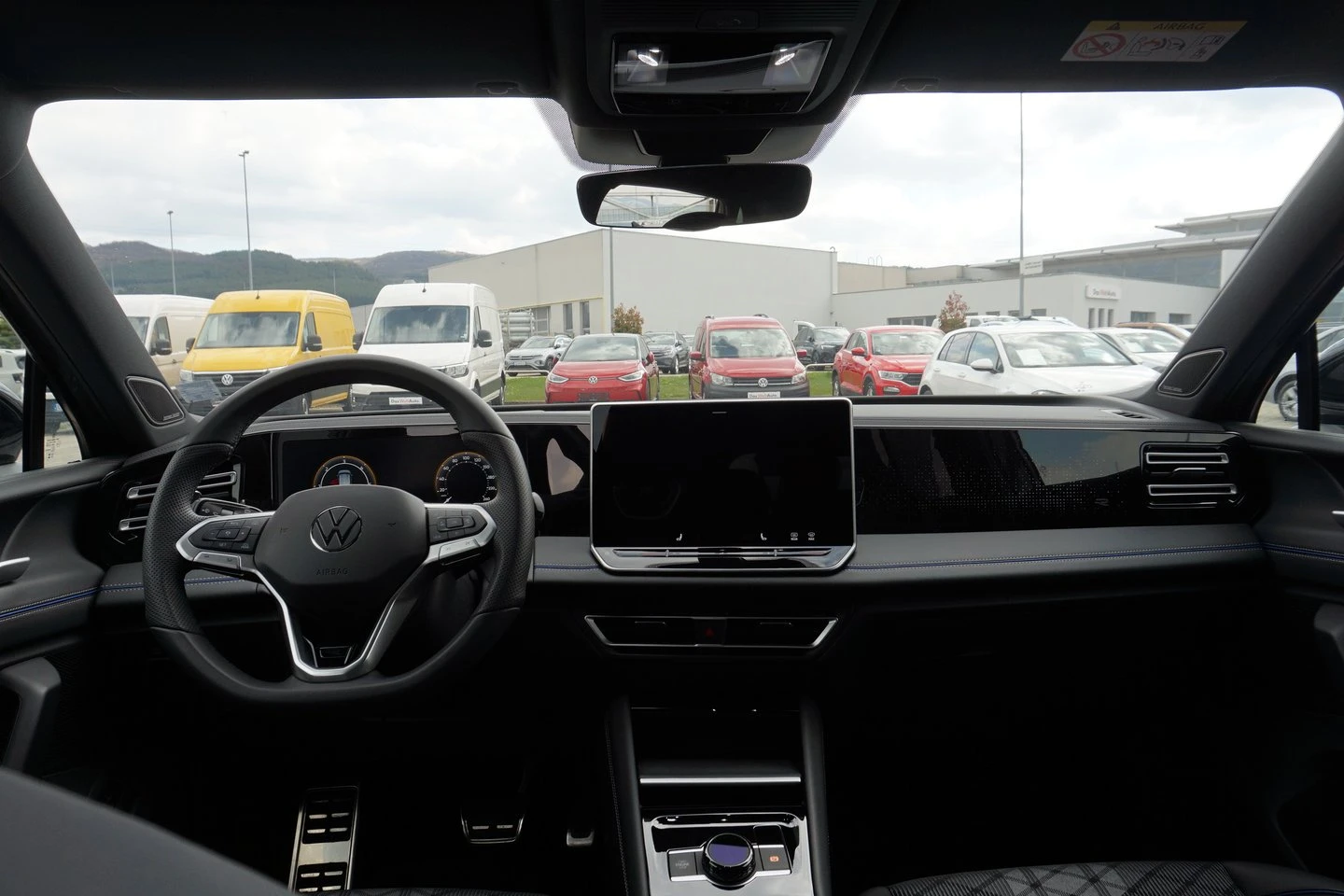 VW Tiguan, снимка 5 - Автомобили и джипове - 56536181