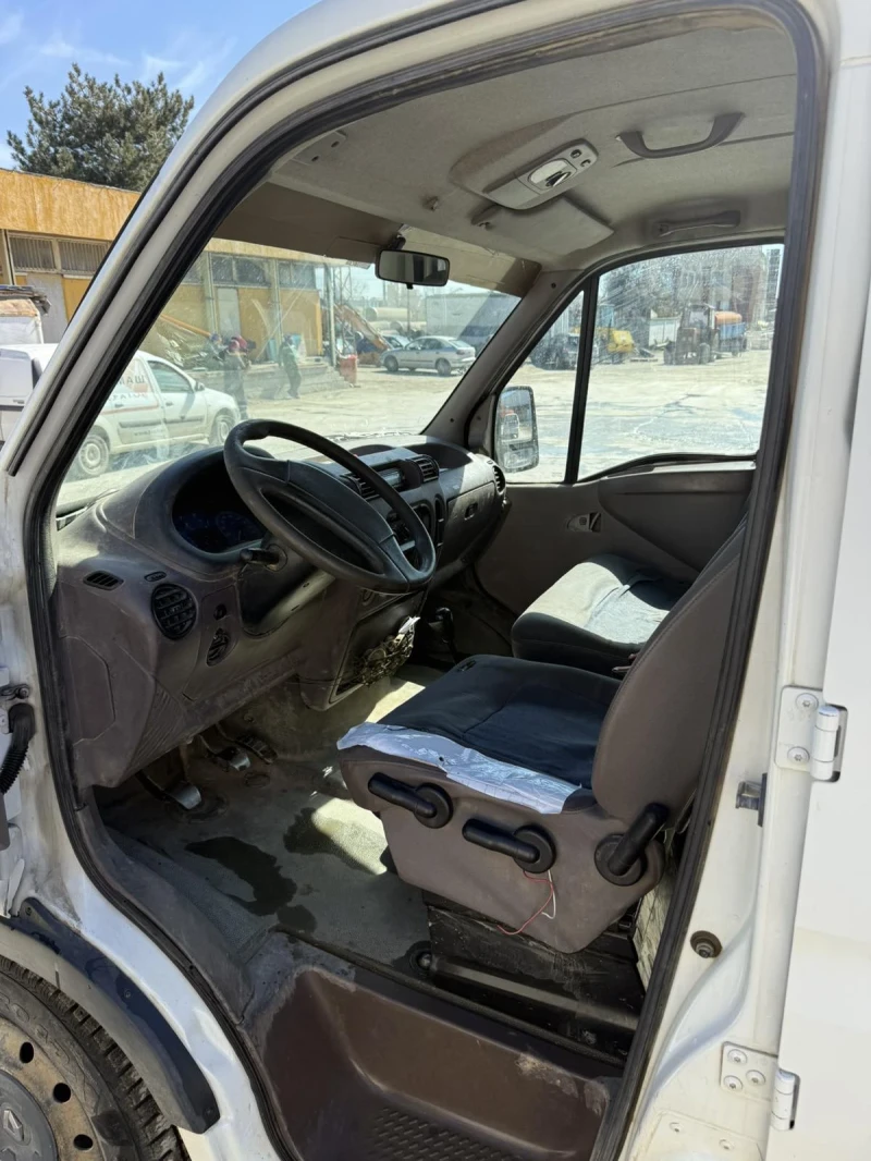 Renault Master RENAULT MASTER 2.2 cdi 90кс., снимка 6 - Бусове и автобуси - 49454234