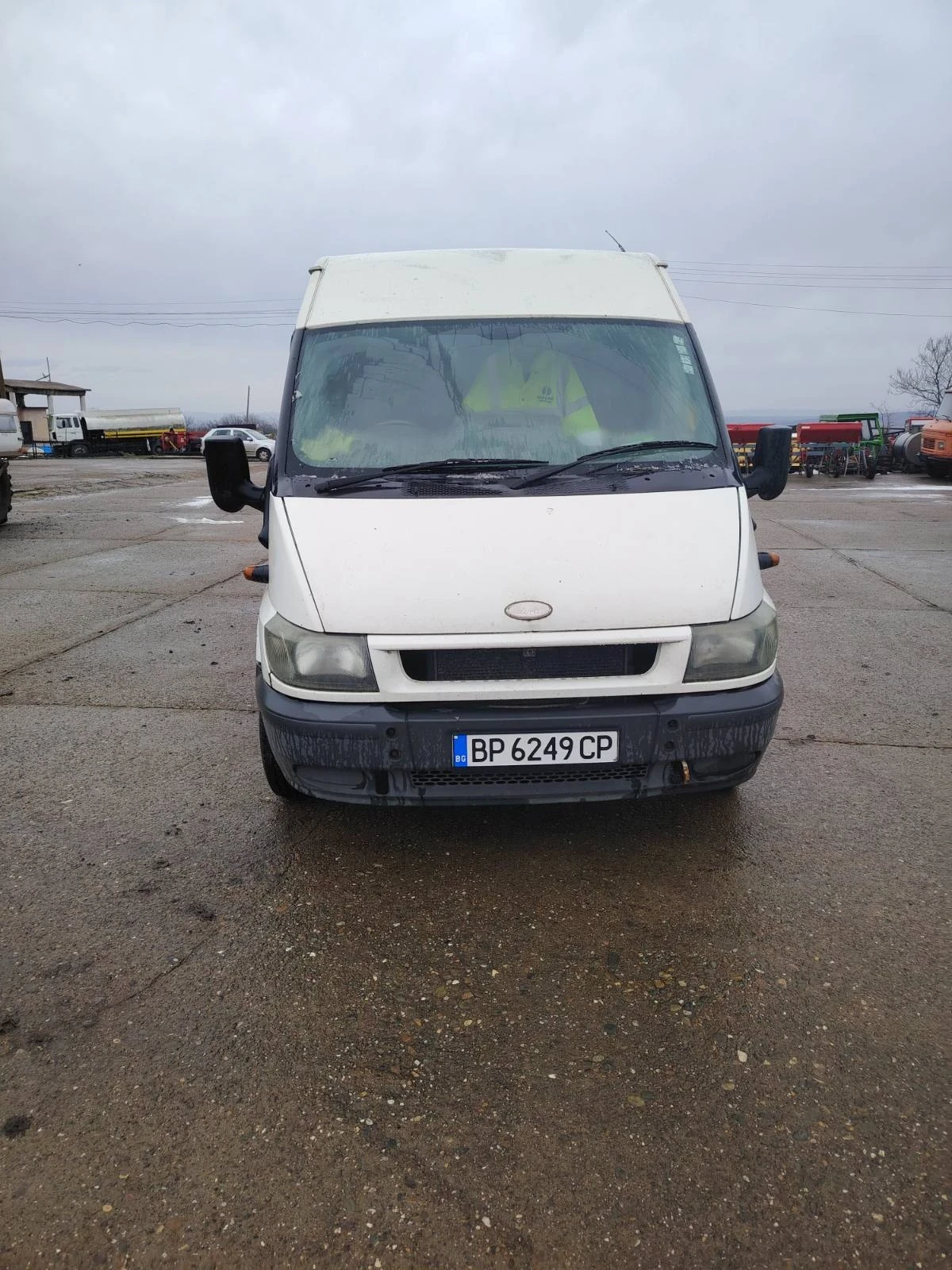 Ford Transit T350 2.5TD - изображение 2