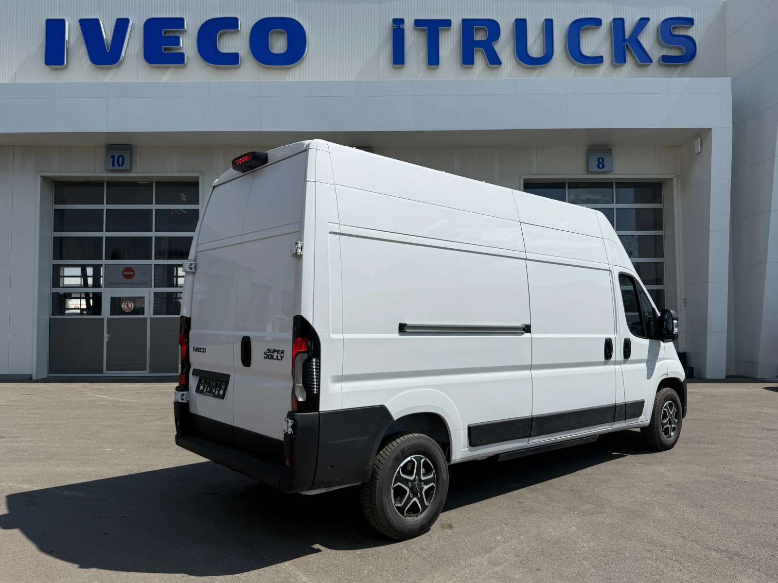 Iveco 35 eSuperJolly | Градски ван 15м3| 270HP 111kWh, снимка 3 - Бусове и автобуси - 55902824