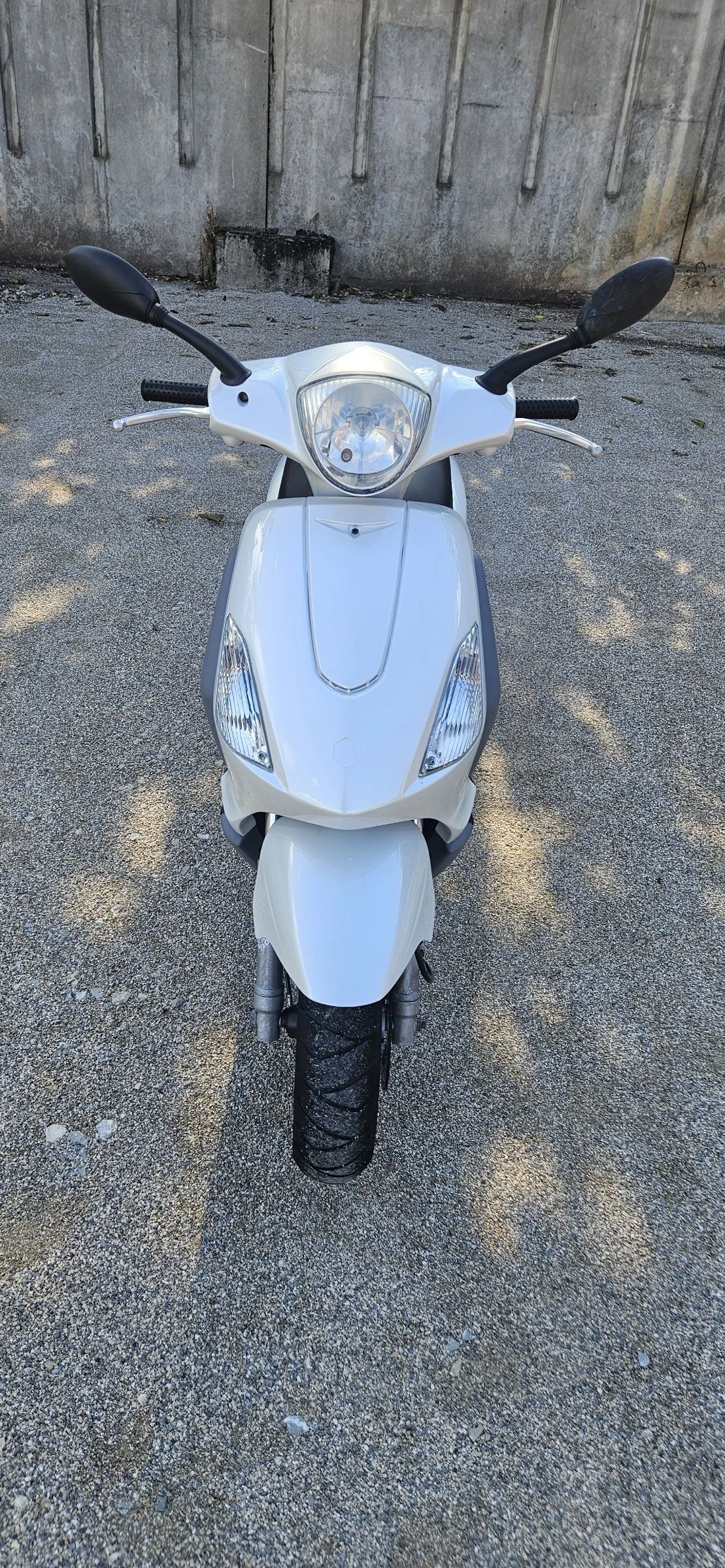 Piaggio Fly 50* Бяла перла*  - изображение 5