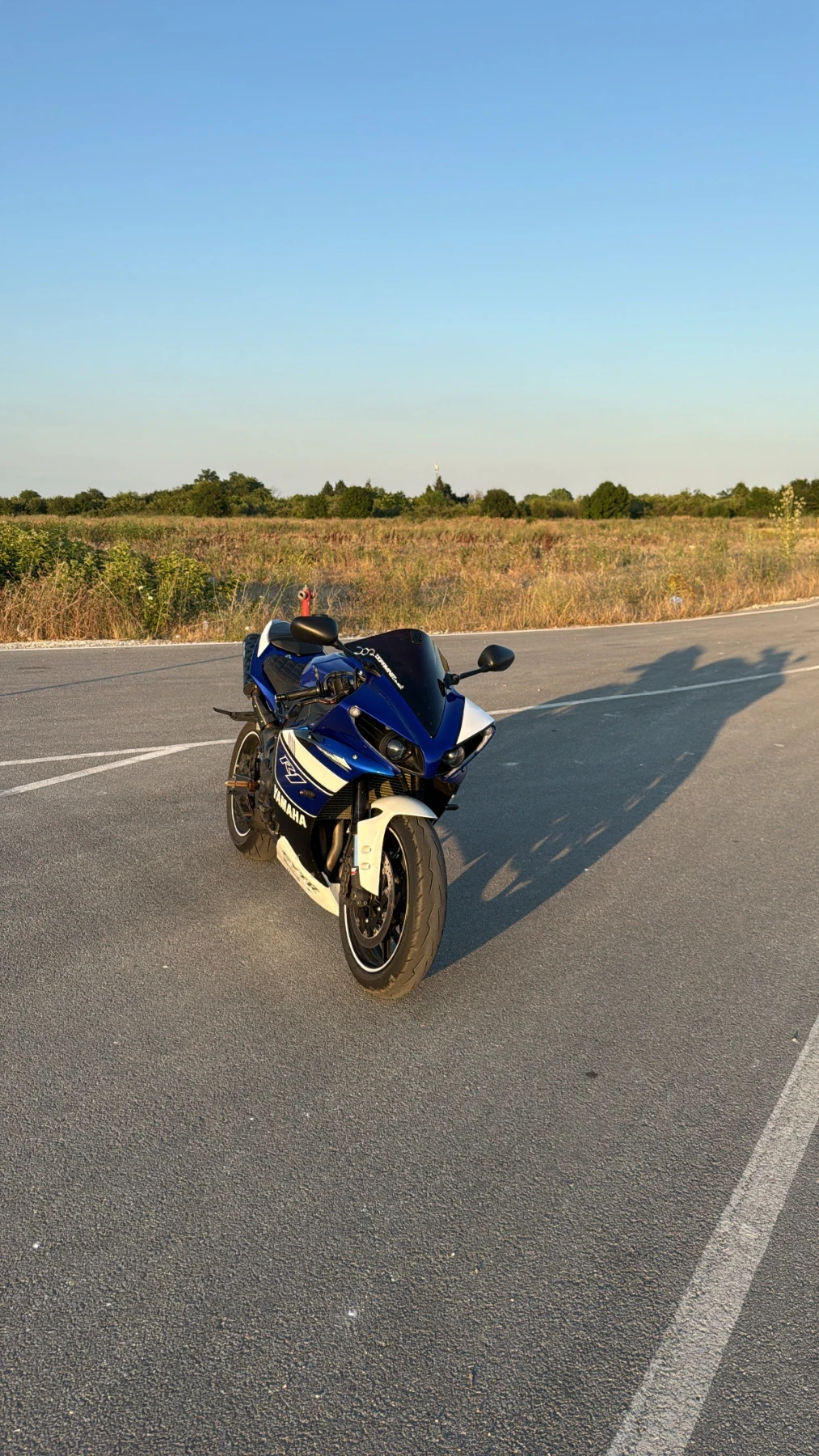 Yamaha YZF-R1