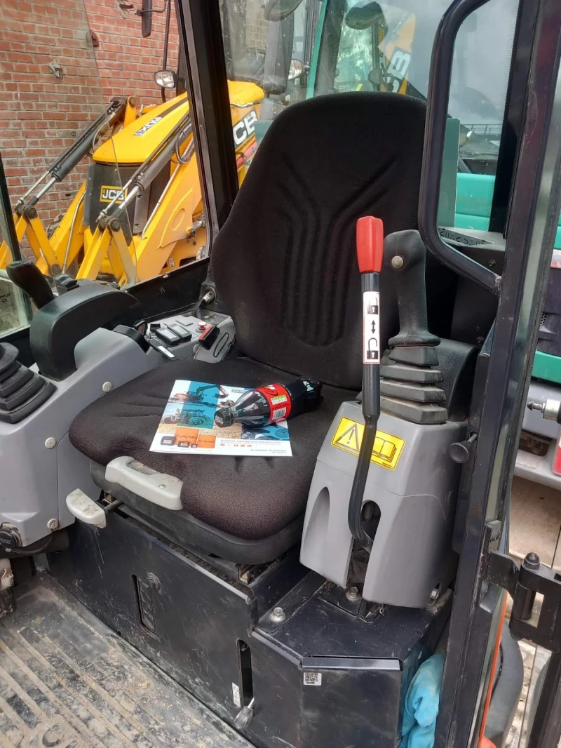 Багер Kubota U27-4, снимка 5 - Индустриална техника - 53108825