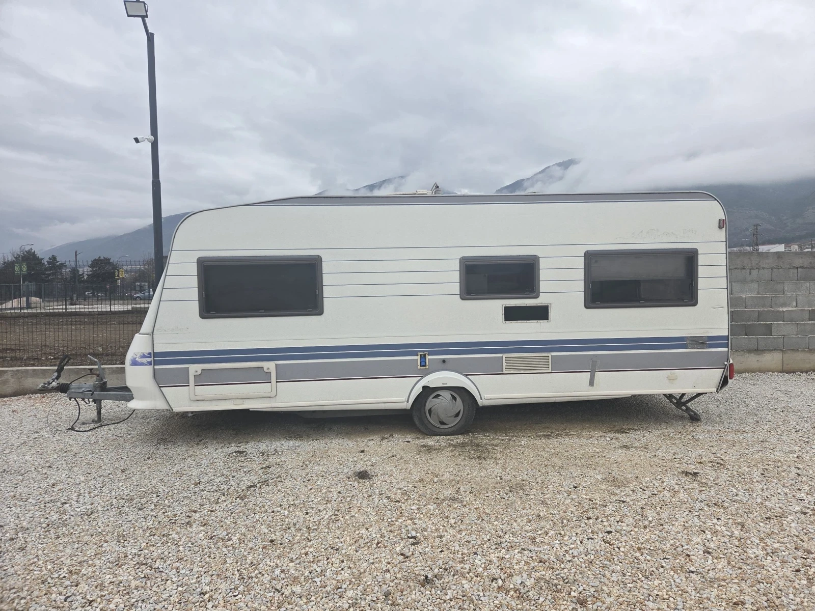 Каравана Hobby 545 - изображение 2