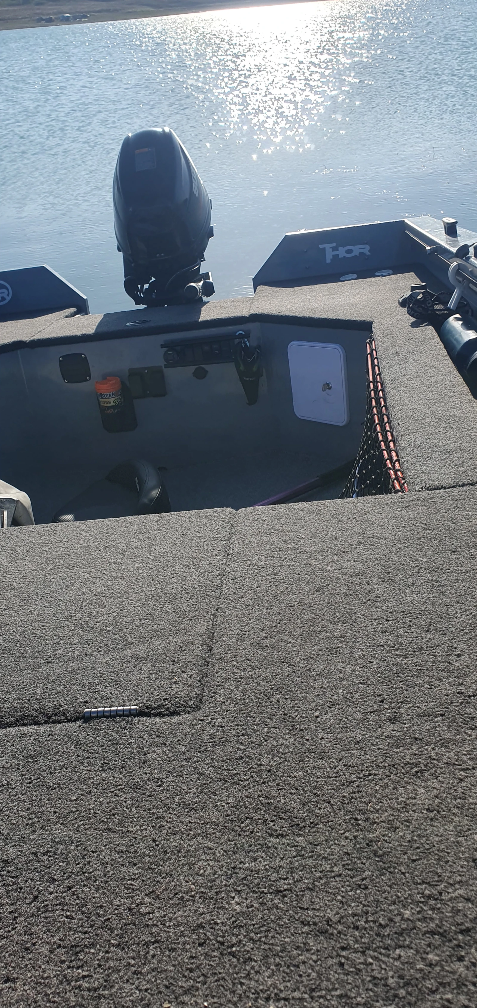 Лодка Tracker thor - изображение 2