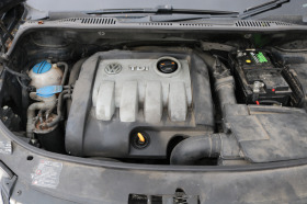 VW Touran 1.9 TDI BXE, снимка 8 - Автомобили и джипове - 45495524