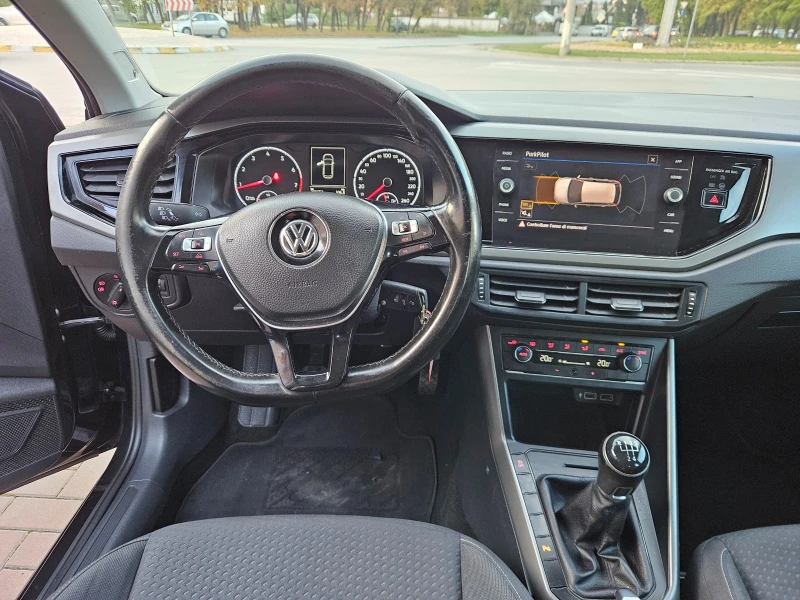 VW Polo 1.0 Бензин, Камера, Панорама, Лед!, снимка 11 - Автомобили и джипове - 47713012