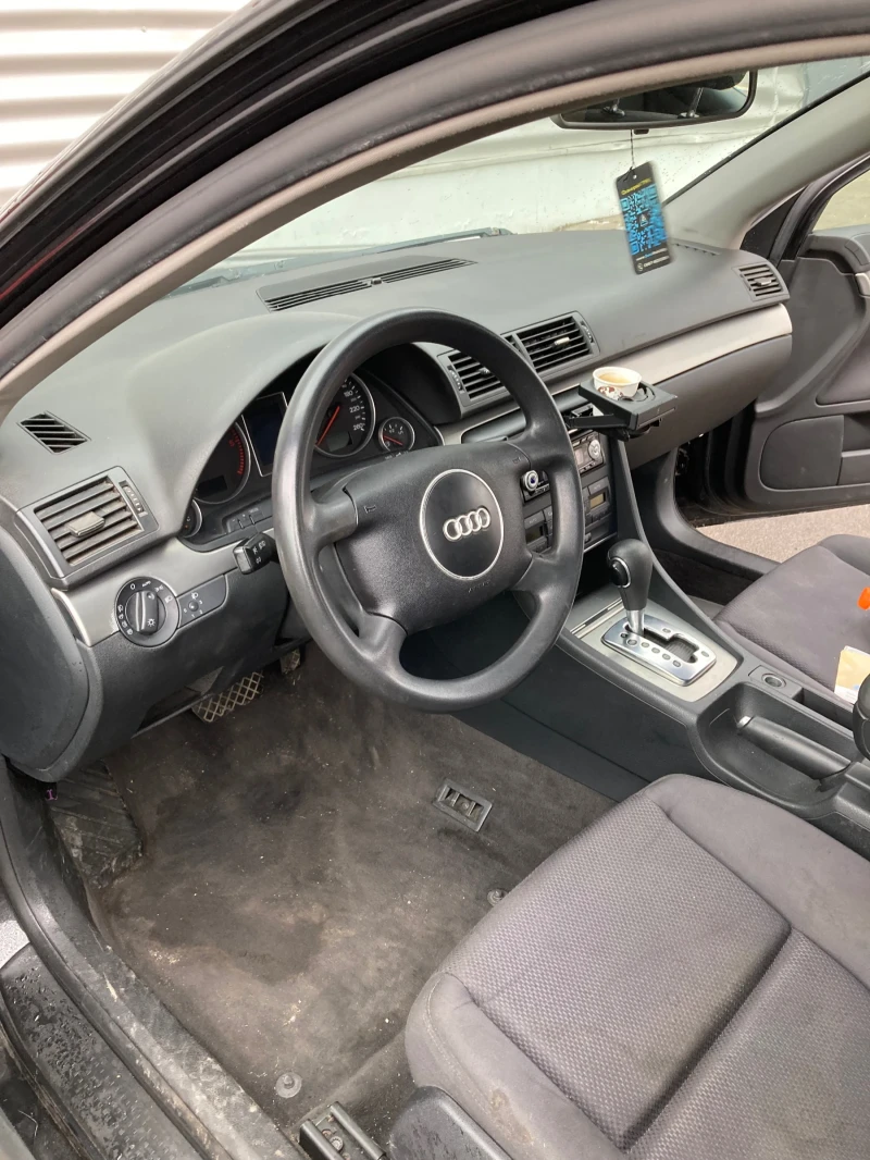 Audi A4 1.9tdi, снимка 8 - Автомобили и джипове - 48354013