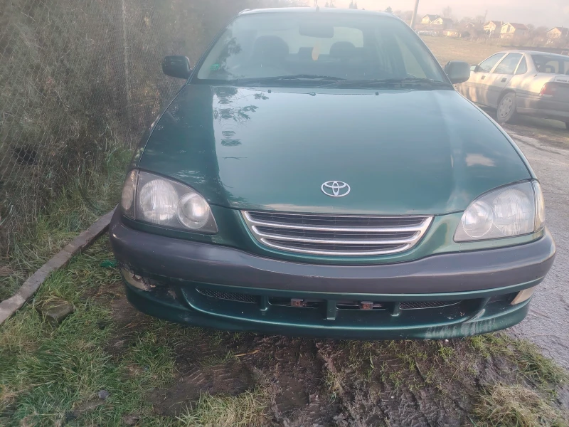 Toyota Avensis, снимка 8 - Автомобили и джипове - 48368596