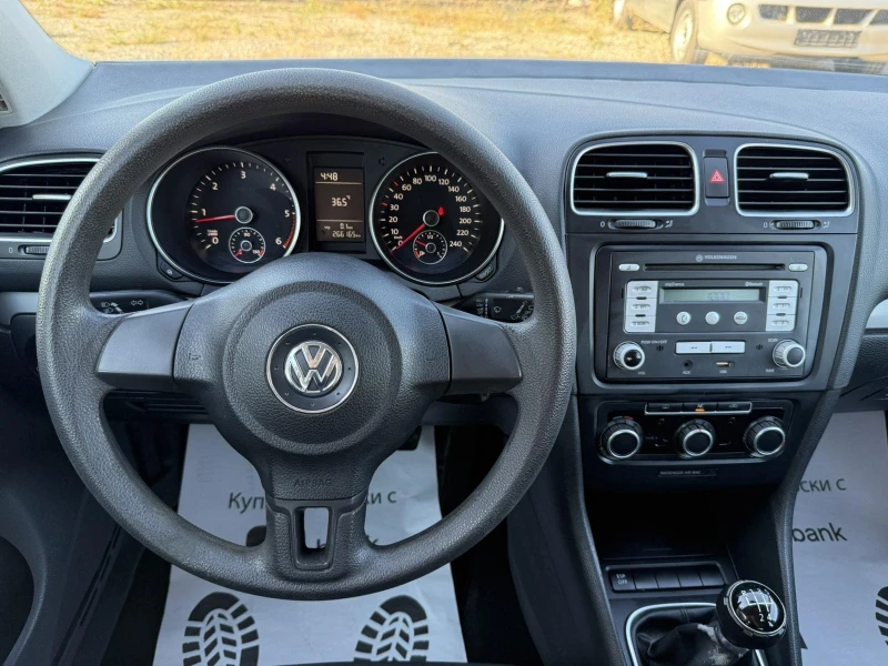 VW Golf 1.6TDI 105kc Italia, снимка 10 - Автомобили и джипове - 50915102