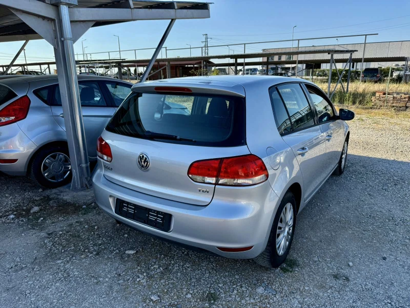 VW Golf 1.6TDI 105kc Italia, снимка 6 - Автомобили и джипове - 50915102